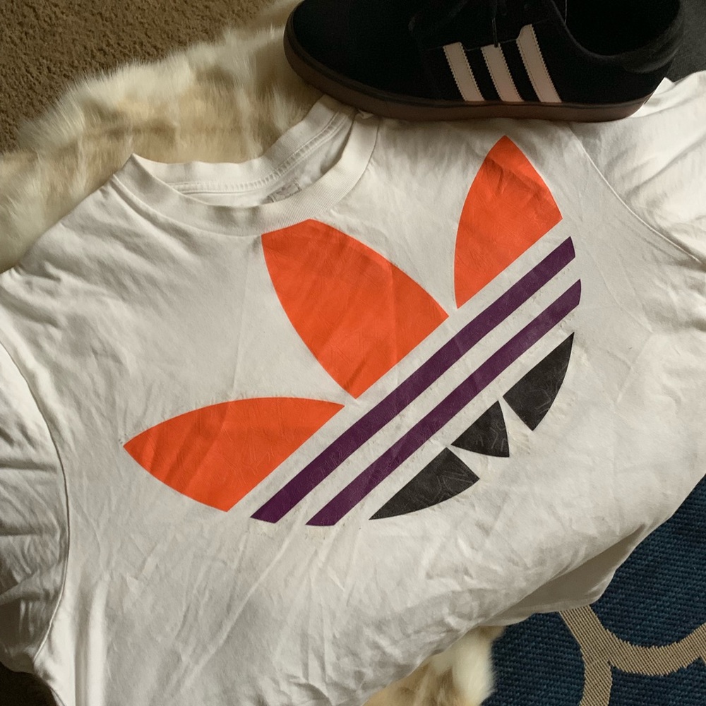 Adidas tee